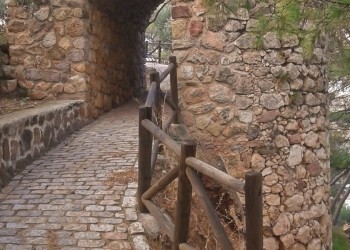 Castillo del Cerro de la Virgen