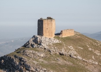 Castillo de Salvatierra (Cinco Esquinas). Castillos y Fortalezas Provincia de Jaén