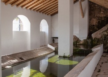 El Chopo municipal public washing area (Huelma)