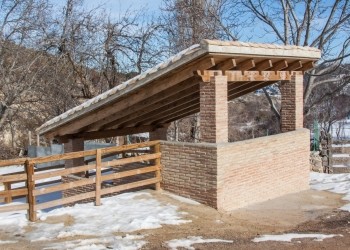 Aldea de los Cañuelos public washing area (Santiago Pontones)