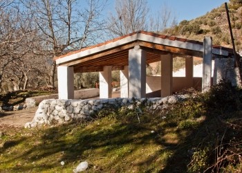 El Robledo public washing area (Segura de la Sierra)