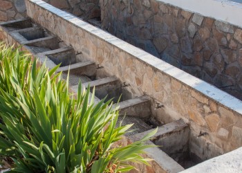 Las Almansas public washing area (Chilluévar)