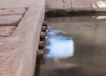 Las Pilas public washing area (Peal de Becerro)